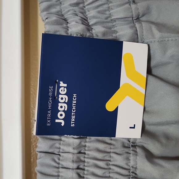 Stretchtech Old Navy Jogger Pants - Picture 3 of 4